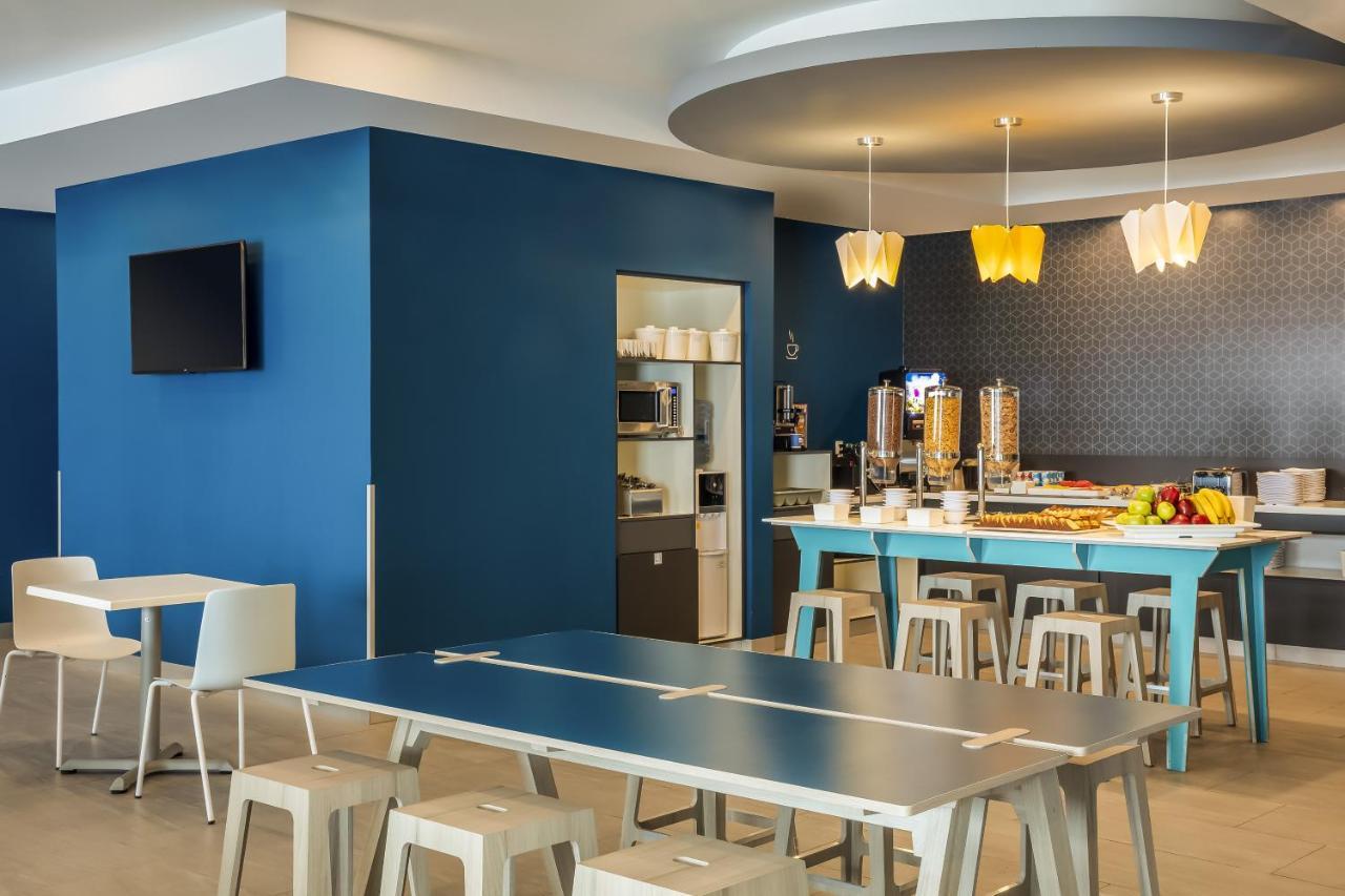One Monterrey Tecnologico Hotell Exteriör bild