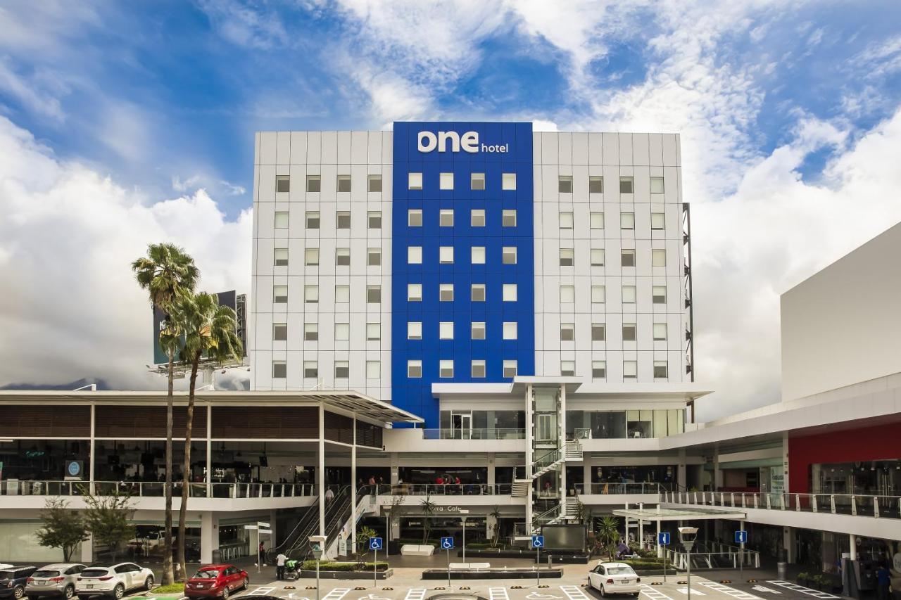 One Monterrey Tecnologico Hotell Exteriör bild