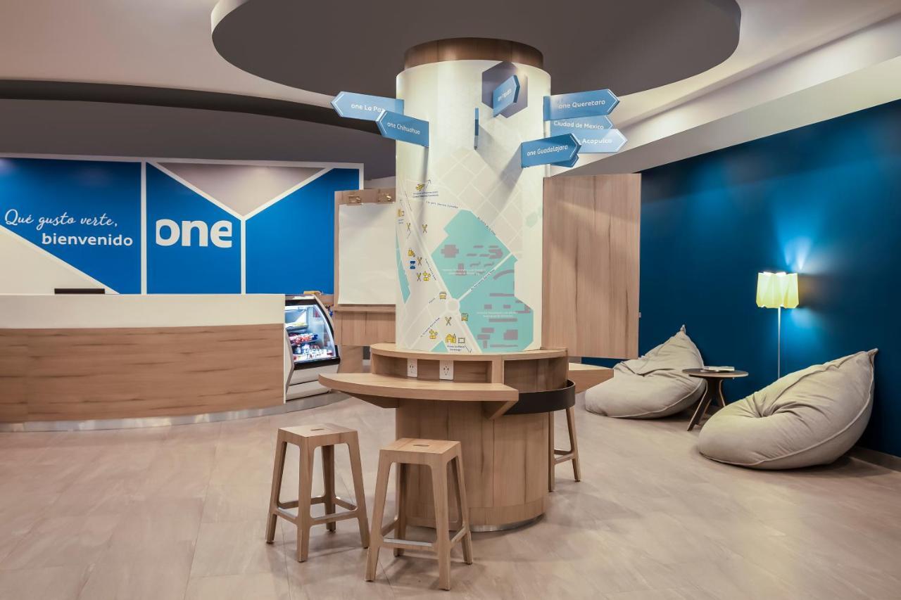 One Monterrey Tecnologico Hotell Exteriör bild